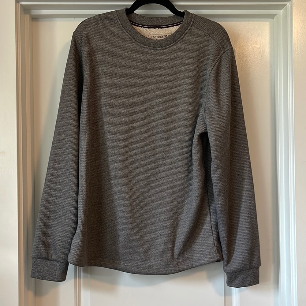 Sherpa lined long sleeve shirt. Worn once